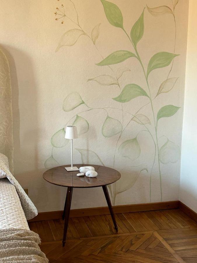 Casa Vacanze Malvarosa Casale Corte Cerro Екстериор снимка