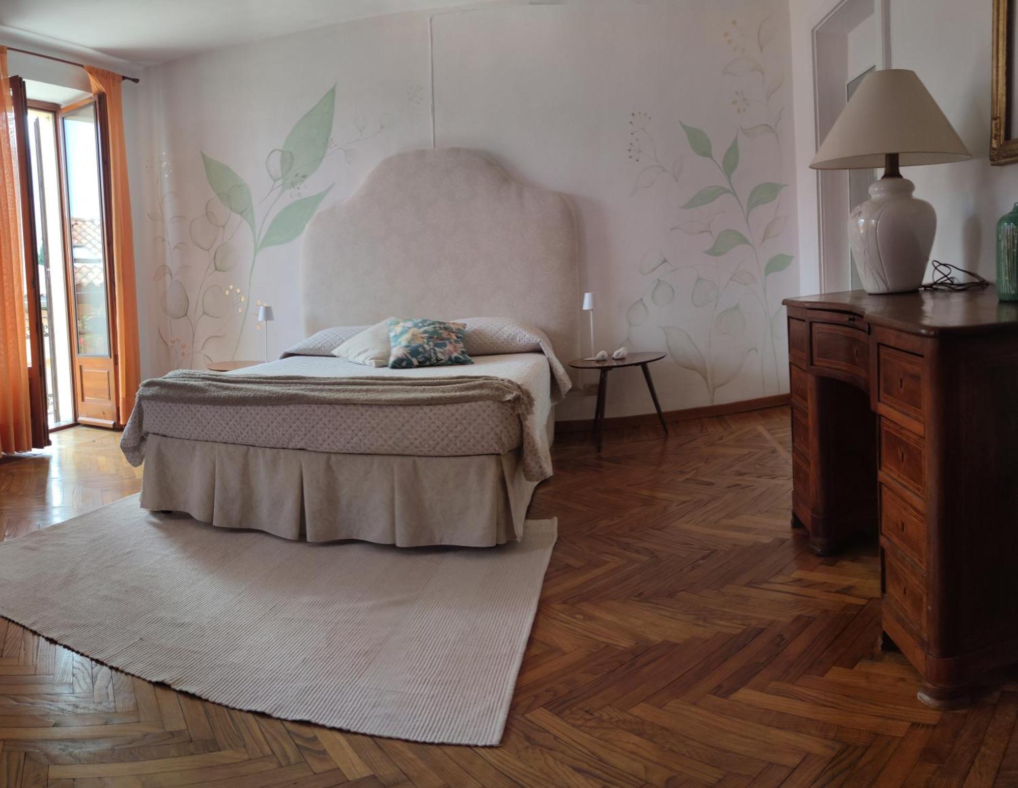 Casa Vacanze Malvarosa Casale Corte Cerro Екстериор снимка