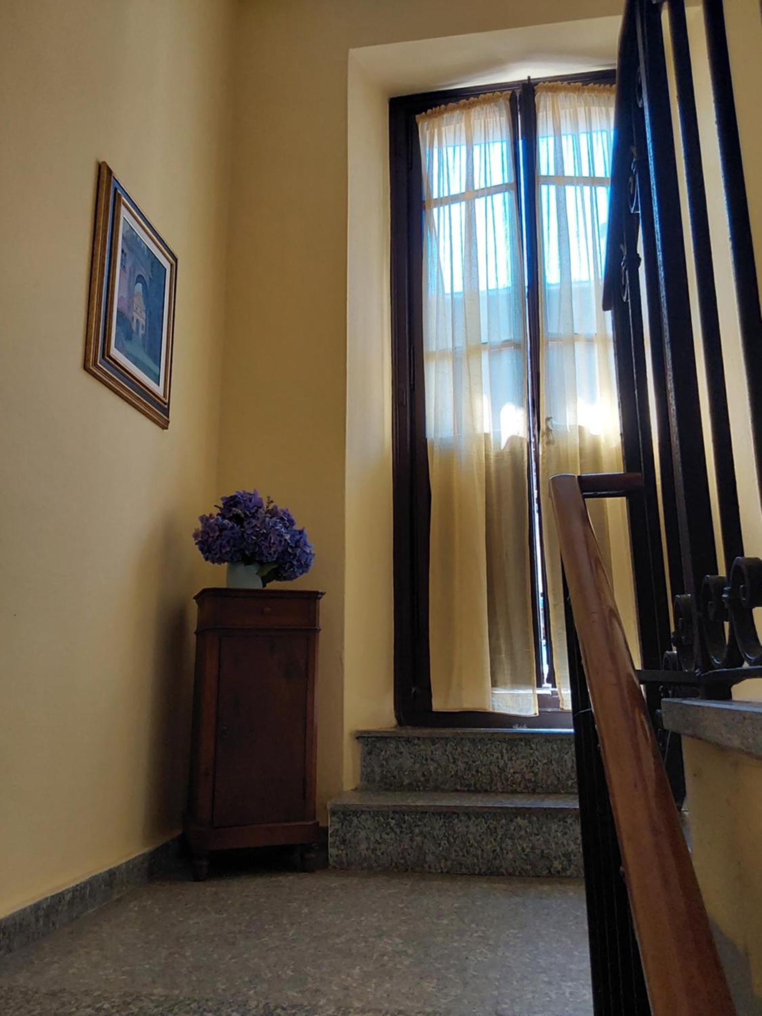 Casa Vacanze Malvarosa Casale Corte Cerro Екстериор снимка